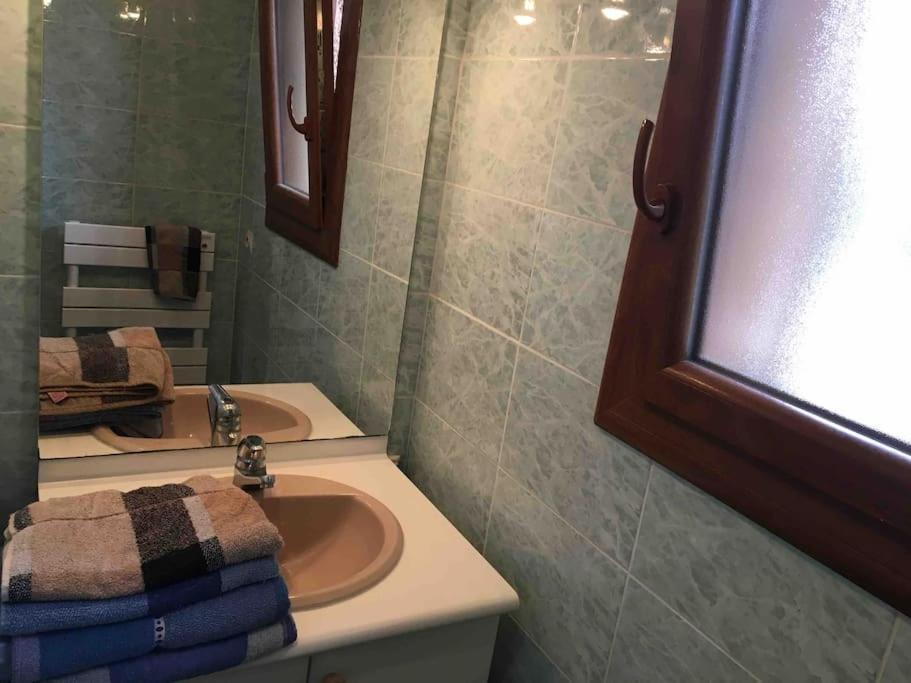 Appartement 55M2 En Beaujolais & Enedis A 15 Min Saint-Germain-Nuelles Buitenkant foto